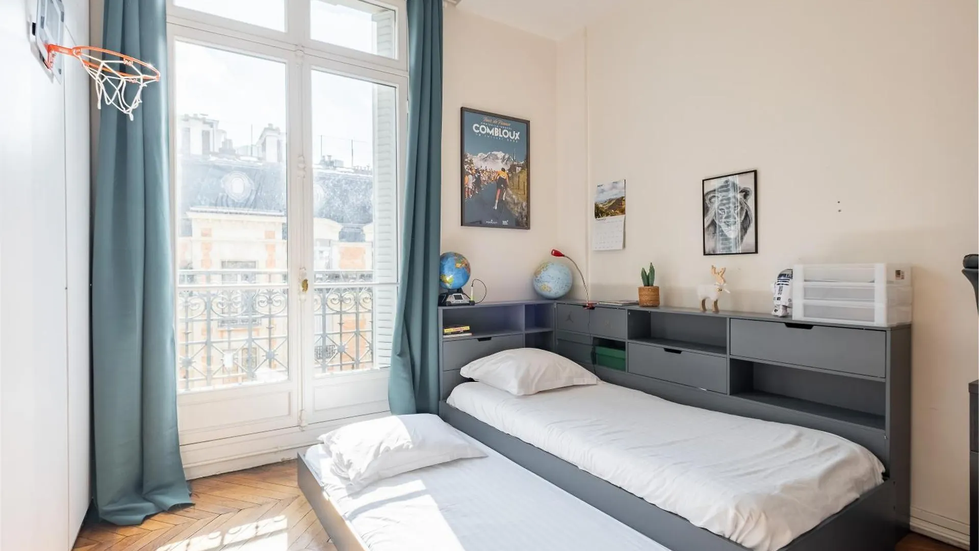 Veeve - Clichy Couture Paris